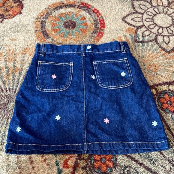 Never worn Gymboree girls skirt - Picture 2 of 3